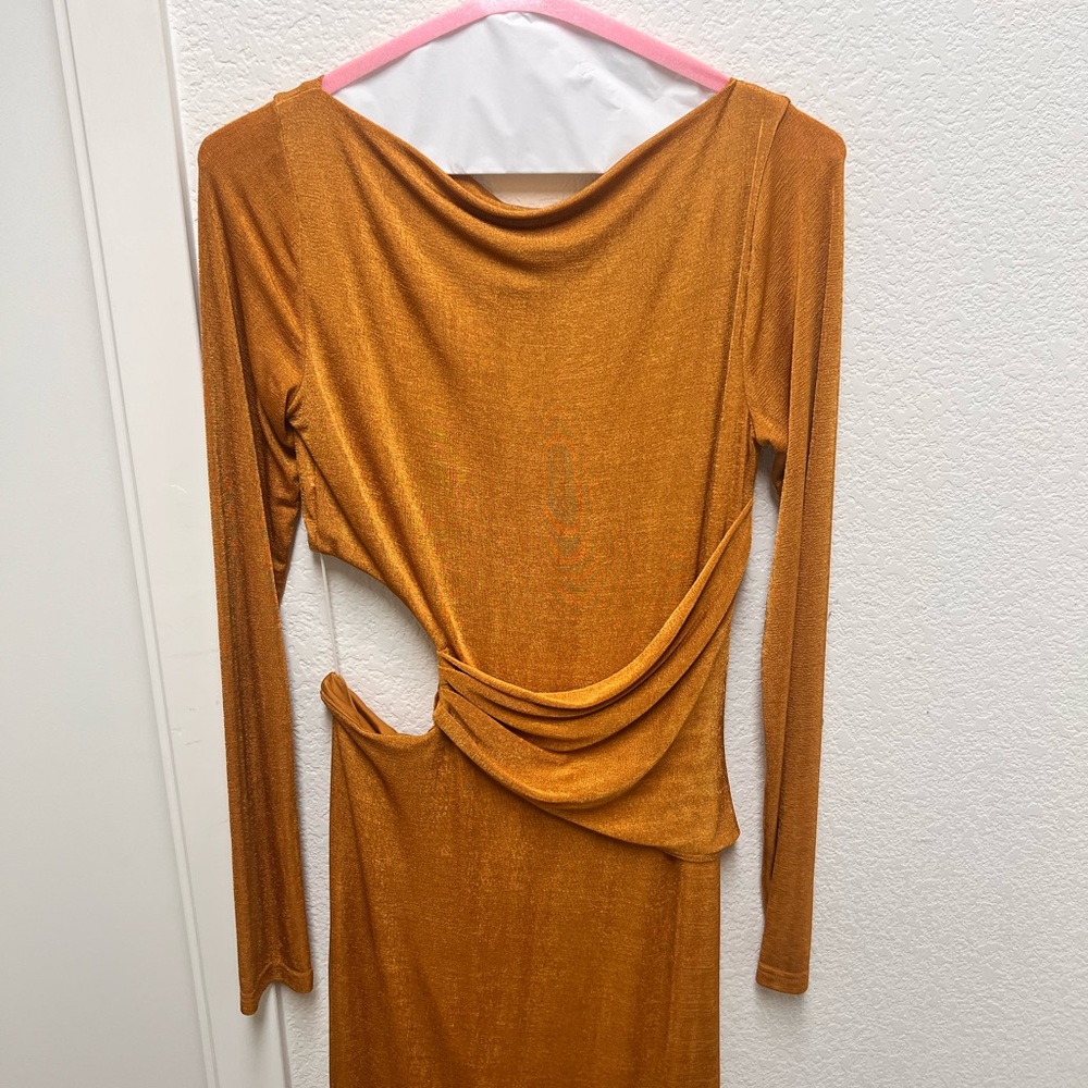Significant Other Gold Cutout Dress - Picture 5 of 8